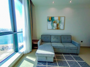 Luxury 1 Bedroom Flat with Dubai Coastline View
